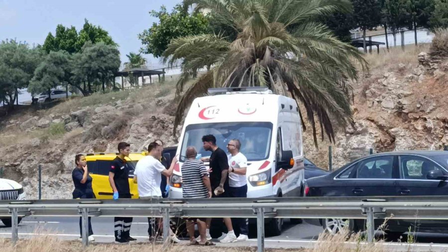 Alkollü Sürücü Otomobile Çarpıp Kaçtı, Kovalamaca Sonucu Yakalandı