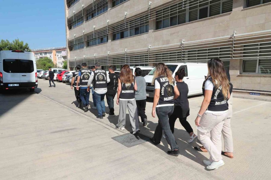 "beyaz Eşya Tamircisiyiz" Deyip 6 Milyon Liralık Vurgun Yaptılar