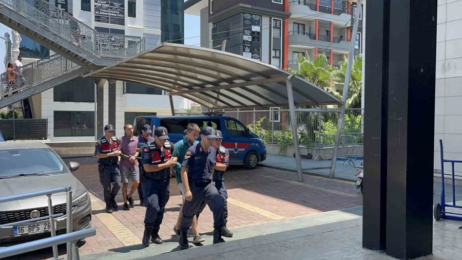 Alanya’da Rusların Ölümlü Kavgasına 2 Tutuklama