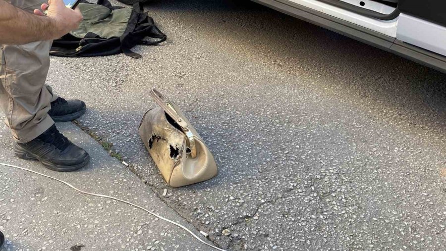 Konya’da Sokakta Unutulan Çanta Paniğe Neden Oldu, Fünye İle Patlatıldı
