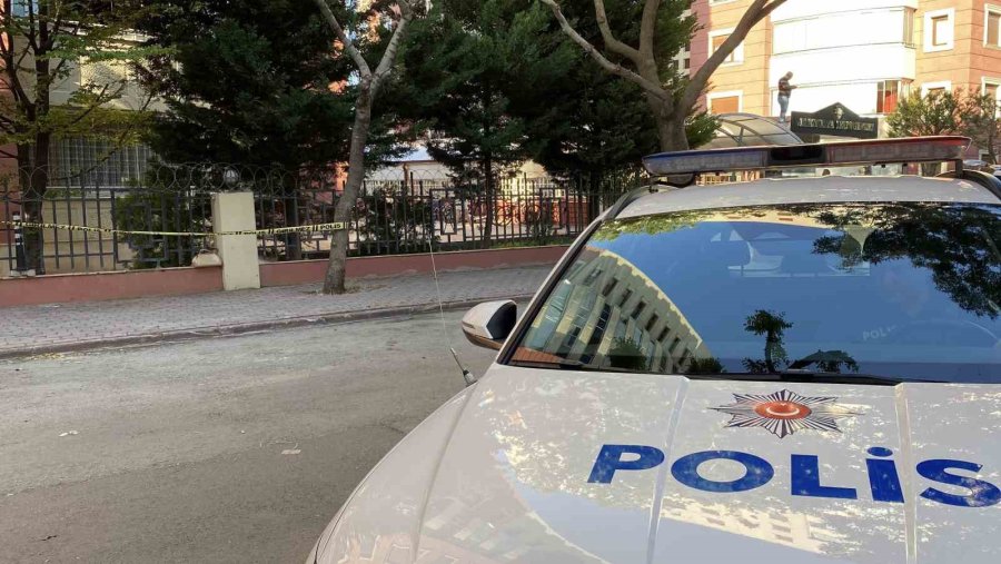 Konya’da Sokakta Unutulan Çanta Paniğe Neden Oldu, Fünye İle Patlatıldı