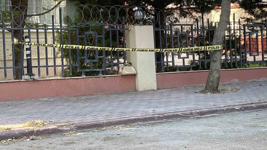 Konya’da Sokakta Unutulan Çanta Paniğe Neden Oldu, Fünye İle Patlatıldı