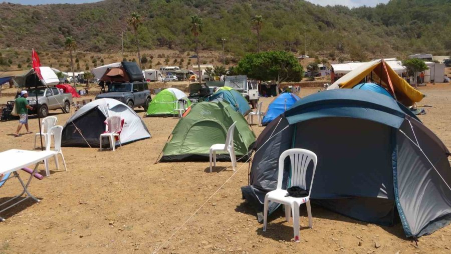 Kamp Kuruldu, Deniz Biyoçeşitliliği Dalışlarla İzlendi