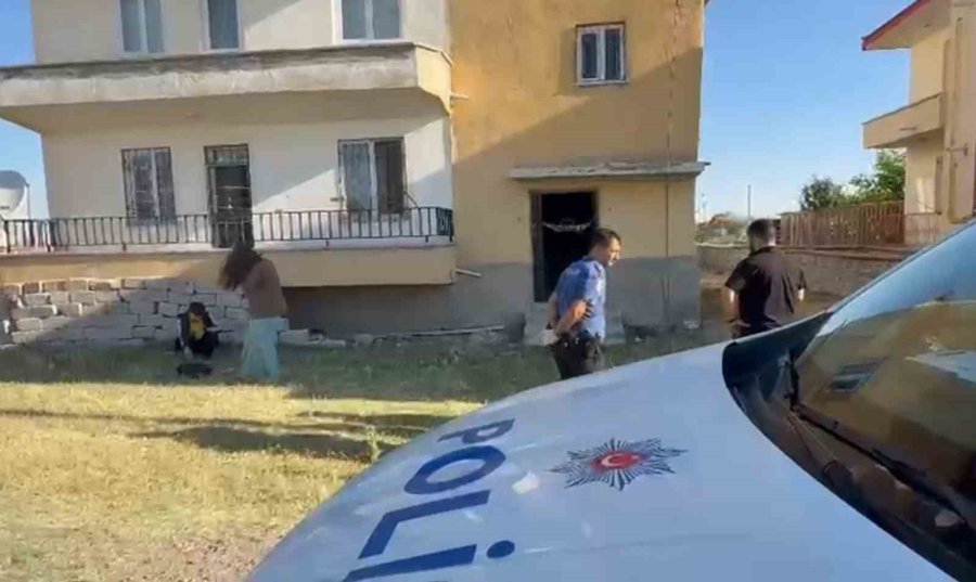 Aksaray’da 17 Yaşındaki Genç Bıçaklanarak Öldürüldü