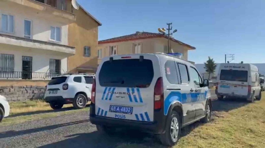 Aksaray’da 17 Yaşındaki Genç Bıçaklanarak Öldürüldü