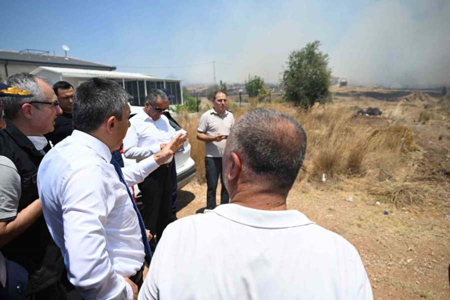 Antalya Valiliği Açıkladı: 3 İlçede Yangın Kontrol Altında, Gazipaşa’da Müdahale Sürüyor