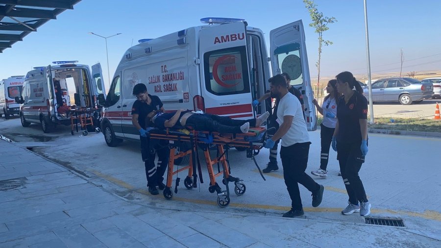 Otomobil Takla Attı: 3 Ölü, 2 Yaralı