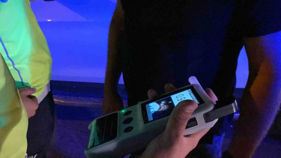 "alkollü Değilim" Diyen Sürücünün Ehliyetine Alkollü Araç Kullanmaktan El Konuldu