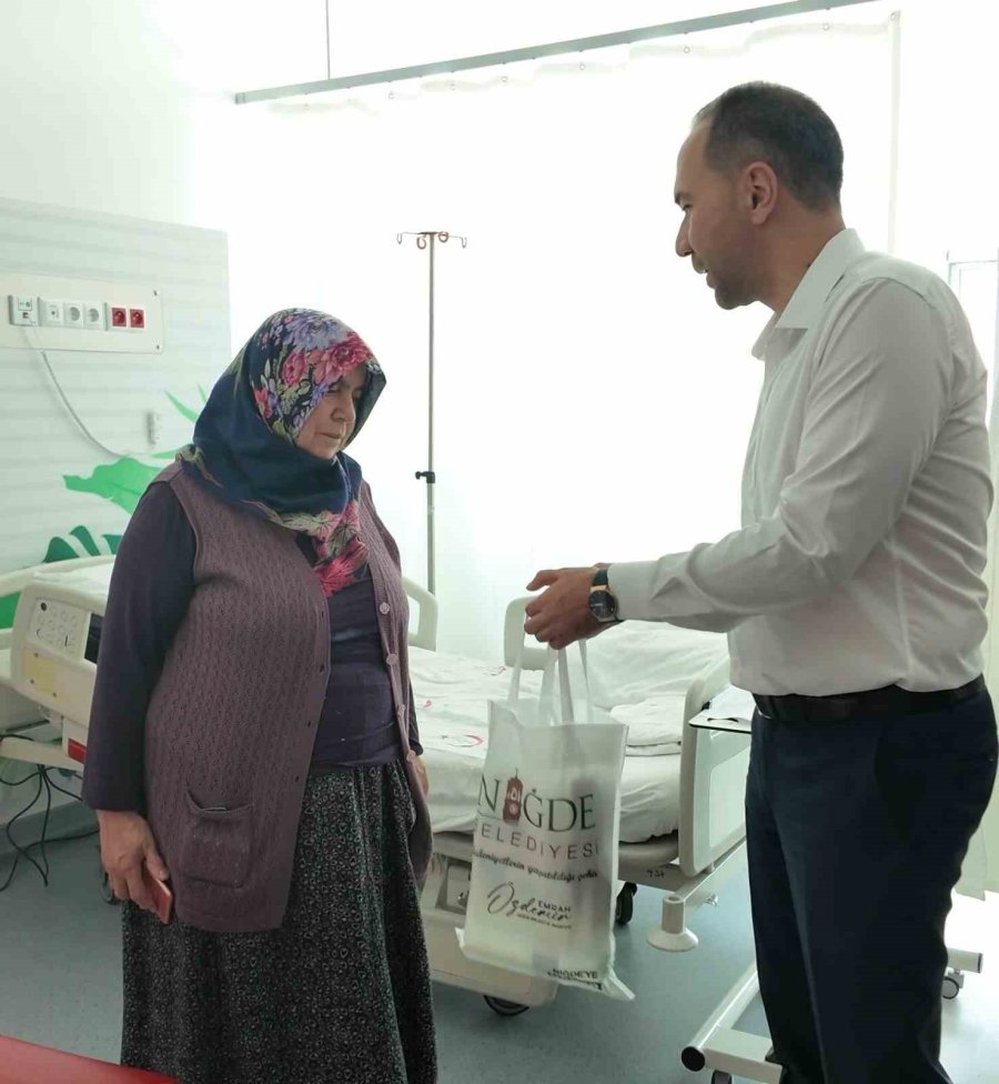 Niğde Belediyesi’nden Hastalara ’geçmiş Olsun Çantası’