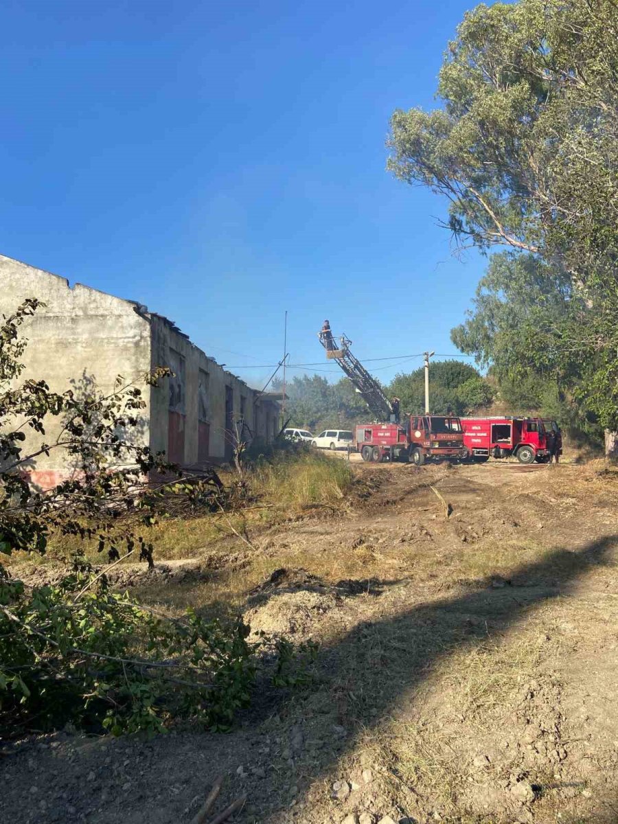 Antalya Büyükşehir Belediyesi İtfaiyesi Teyakkuzda