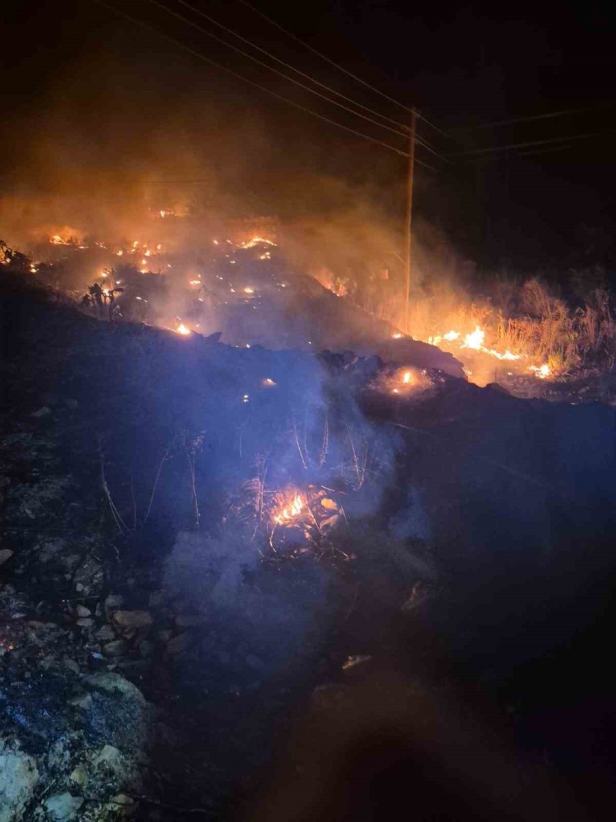Antalya Büyükşehir Belediyesi İtfaiyesi Teyakkuzda