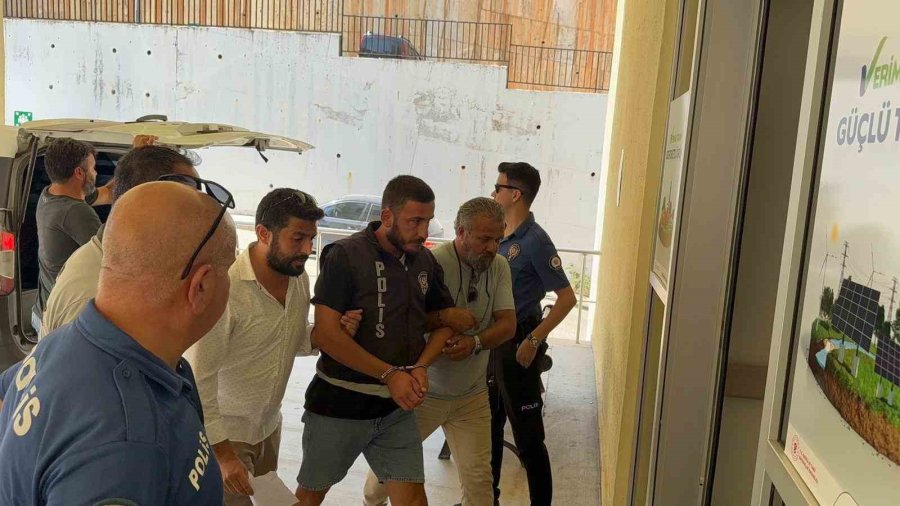 Eşini Darbedip Komaya Soktu