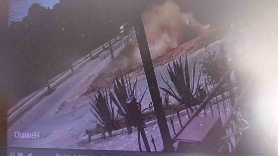 Kontrolden Çıkan Otomobil Takla Atarak Savruldu: 4 Yaralı