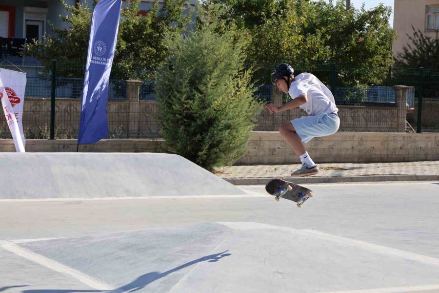 Anadolu Yıldızlar Kaykay Türkiye Birinciliği, Karaman’da Başladı
