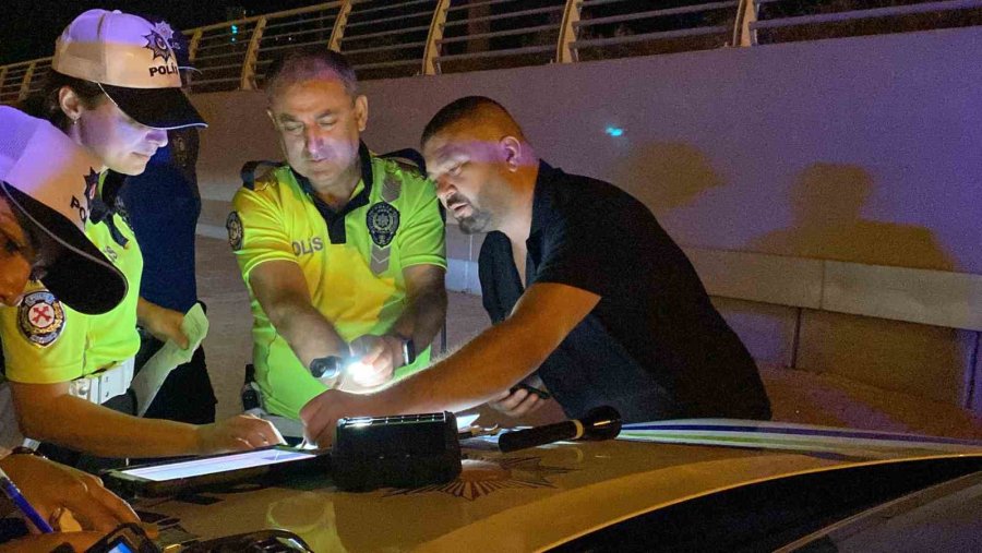 Alkollü Çevirmeye Girdi, Ehliyeti Gidince Depremleri Daha Önceden Bildiğini İddia Etti