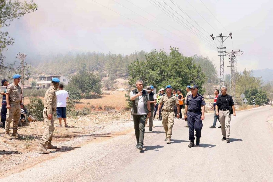 Silifke’deki Orman Yangınıyla Mücadele Devam Ediyor: 526 Personel Sahada