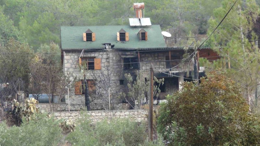 Silifke’deki Orman Yangını Büyük Ölçüde Kontrol Altına Alındı