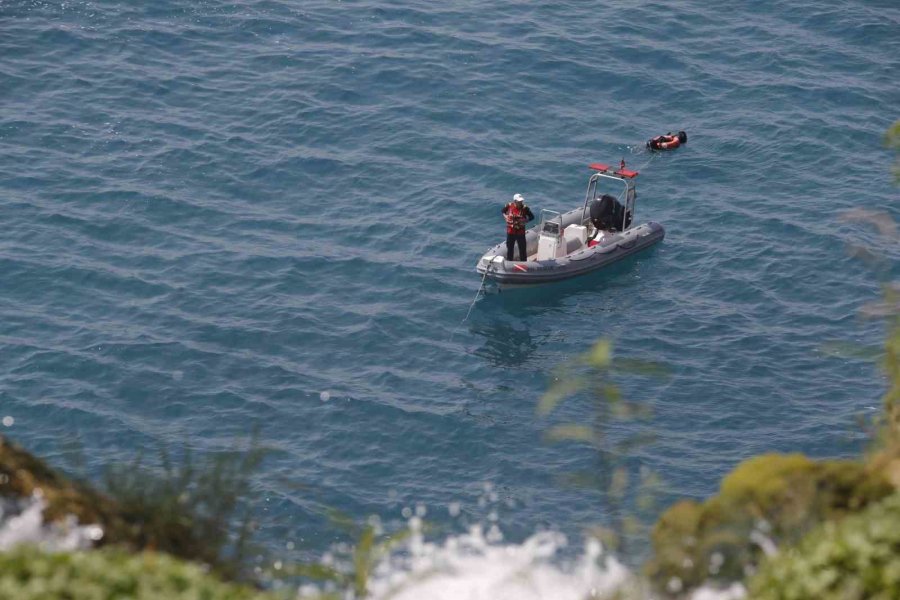 Şelaleden Denize Birinin Düştüğü İddiasıyla Arama Çalışmaları Yeniden Başladı