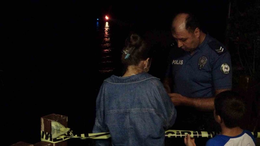 Antalya’da "şelaleden Denize Birisi Düştü" İhbarı Ekipleri Alarma Geçirdi