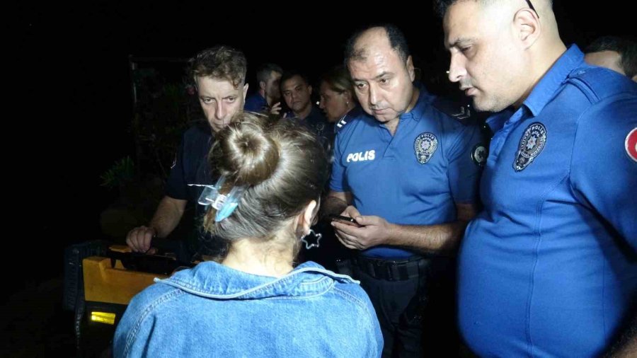 Antalya’da "şelaleden Denize Birisi Düştü" İhbarı Ekipleri Alarma Geçirdi