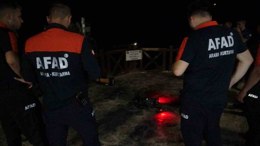 Antalya’da "şelaleden Denize Birisi Düştü" İhbarı Ekipleri Alarma Geçirdi