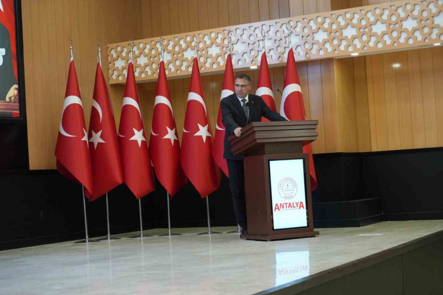 Antalya’da 159 Milyar Tl’lik 518 Proje Yürütülüyor