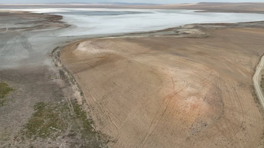 Kuraklıktan Göller Bir Bir Kuruyor