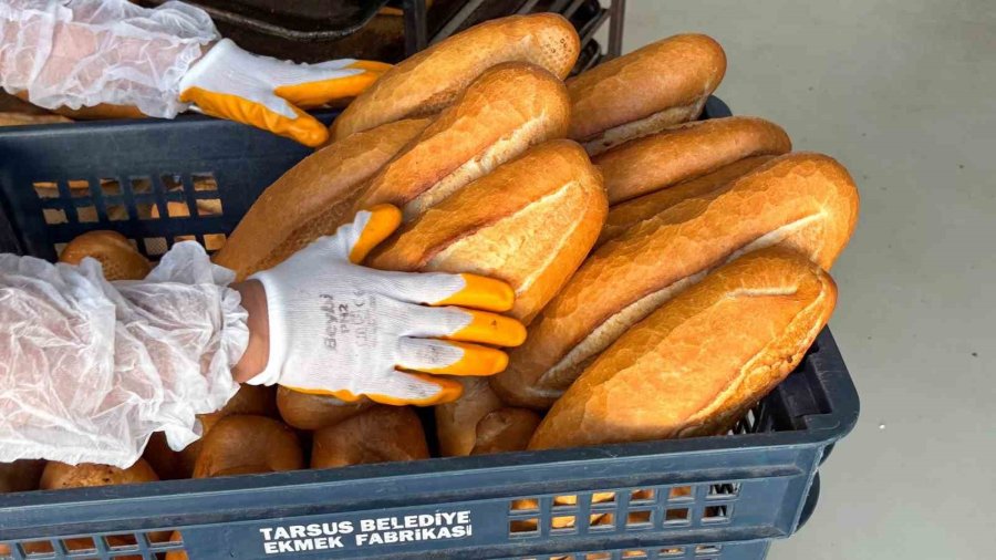 Tarsus Belediyesinden ’halk Ekmek’ Büfeleriyle Hem Gıda Desteği Hem Kadın İstihdamı
