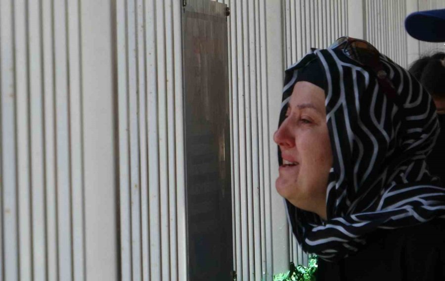 Acılı Annenin Feryadı Yürekleri Dağladı