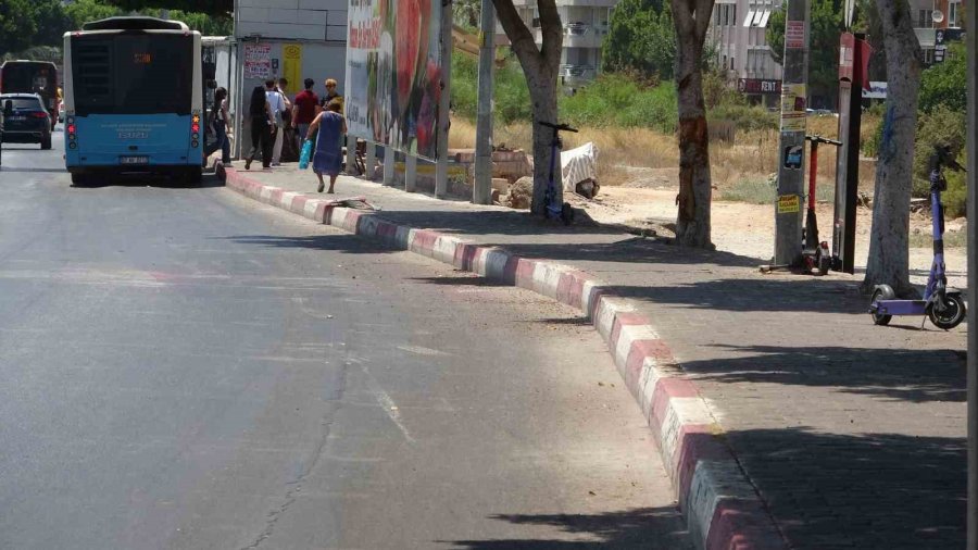 Acılı Annenin Feryadı Yürekleri Dağladı