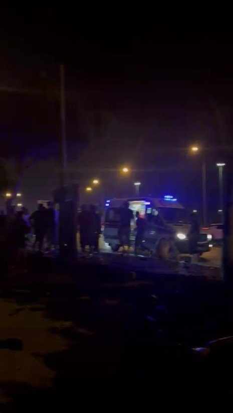 Baba İle Oğlunun Hayatını Kaybettiği Aynı Kaldırımda Yürürken Aracın Çarptığı Genç Hayatını Kaybetti