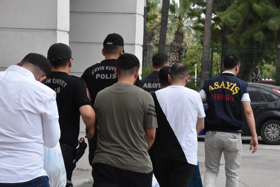 Mersin’de Suç Örgütüne Şafak Operasyonu: 18 Gözaltı