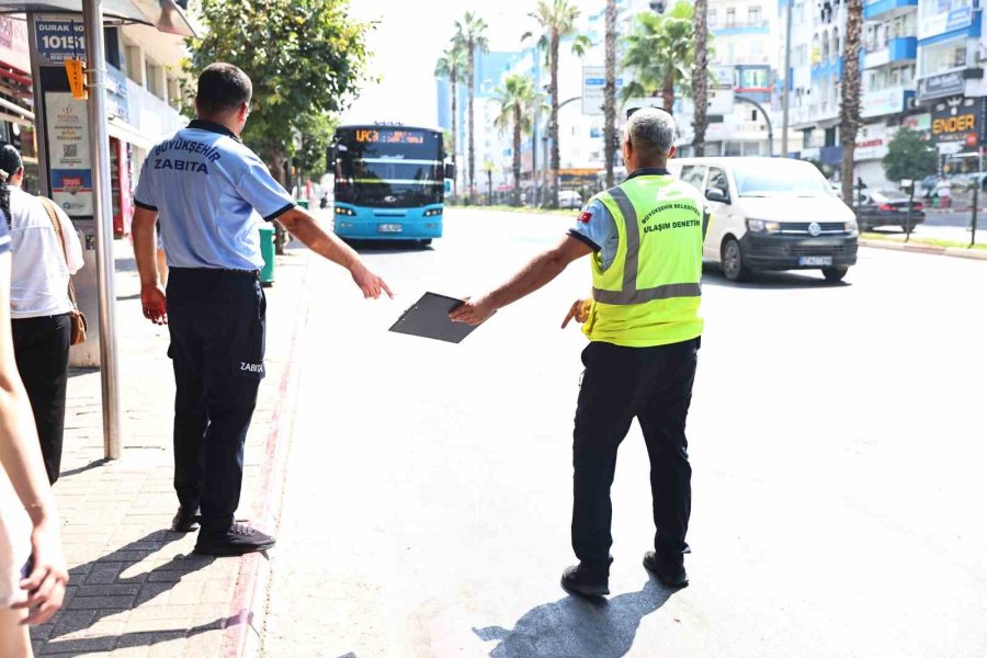 Antalya’da Otobüs Ve Taksilere Sıkı Denetim