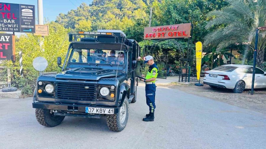 Antalya’da Jandarmadan Safari Denetimi