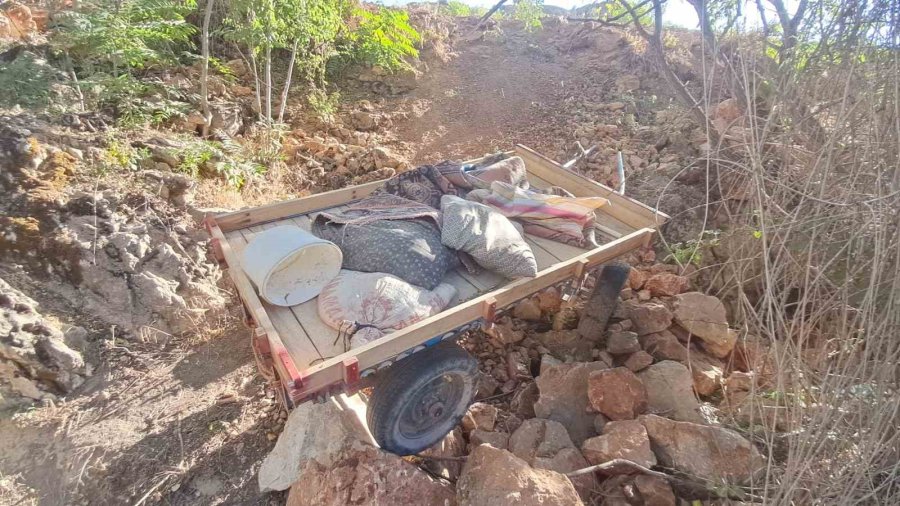 Karaman’da At Arabası Şarampole Yuvarlandı: 4 Yaralı