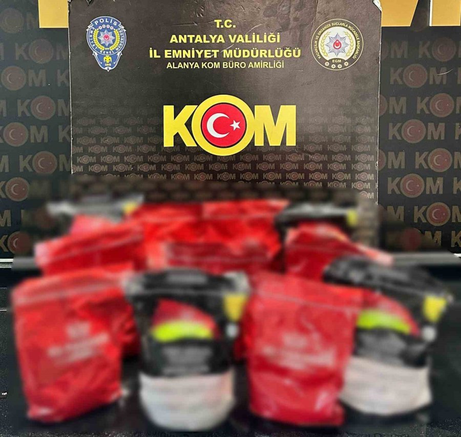 Antalya’da Kom Operasyonlarında 2 Şüpheli Tutuklandı Çok Sayıda Malzeme Ele Geçirildi
