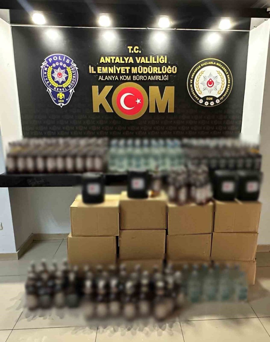 Antalya’da Kom Operasyonlarında 2 Şüpheli Tutuklandı Çok Sayıda Malzeme Ele Geçirildi