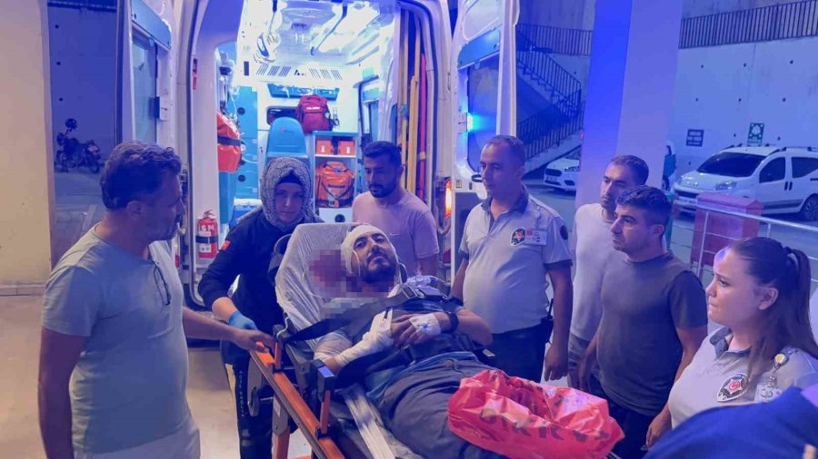 Orman Yolu Çalışmasında Patlatılan Dinamit İşçiyi Ağır Yaraladı