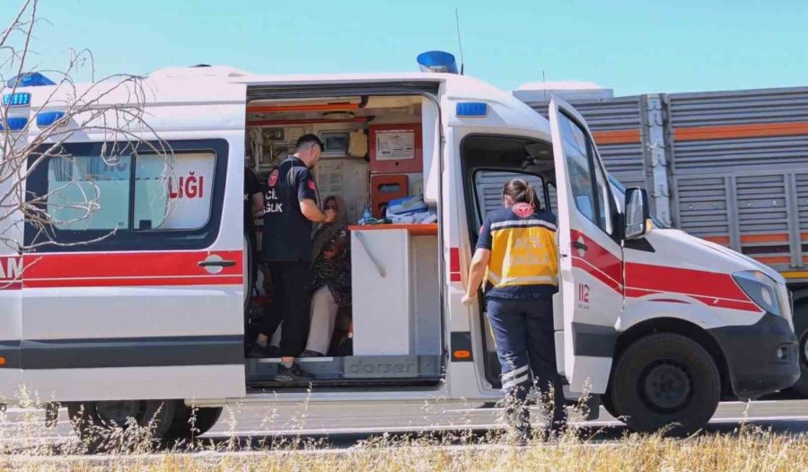 Otomobil Şarampole Düştü: 4 Yaralı