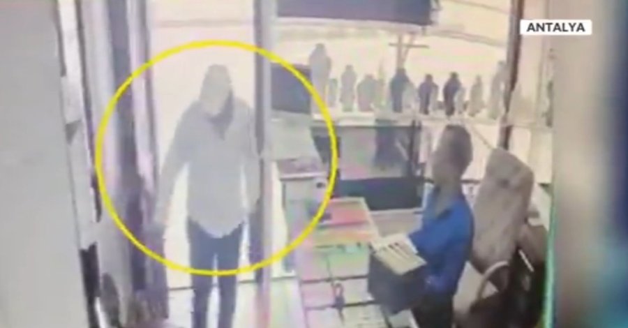 Kuyumcuya Dehşeti Yaşatıp 18 Bilezikle Kaçmıştı, Aynı Gün Kıskıvrak Yakalandı