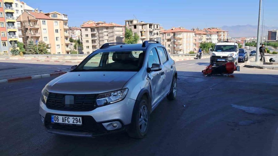 Karaman’da Otomobil İle Motosiklet Çarpıştı: 1 Yaralı