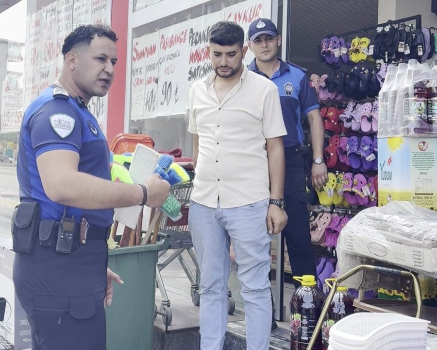 Niğde Belediyesi Zabıta Ekipleri Kaldırım Ve Yol İşgallerine Karşı Denetimlerini Sıkılaştırdı