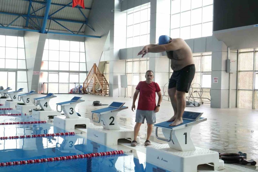 Engele Takılmadı, 7 Madalya Aldı