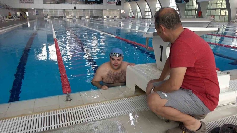 Engele Takılmadı, 7 Madalya Aldı