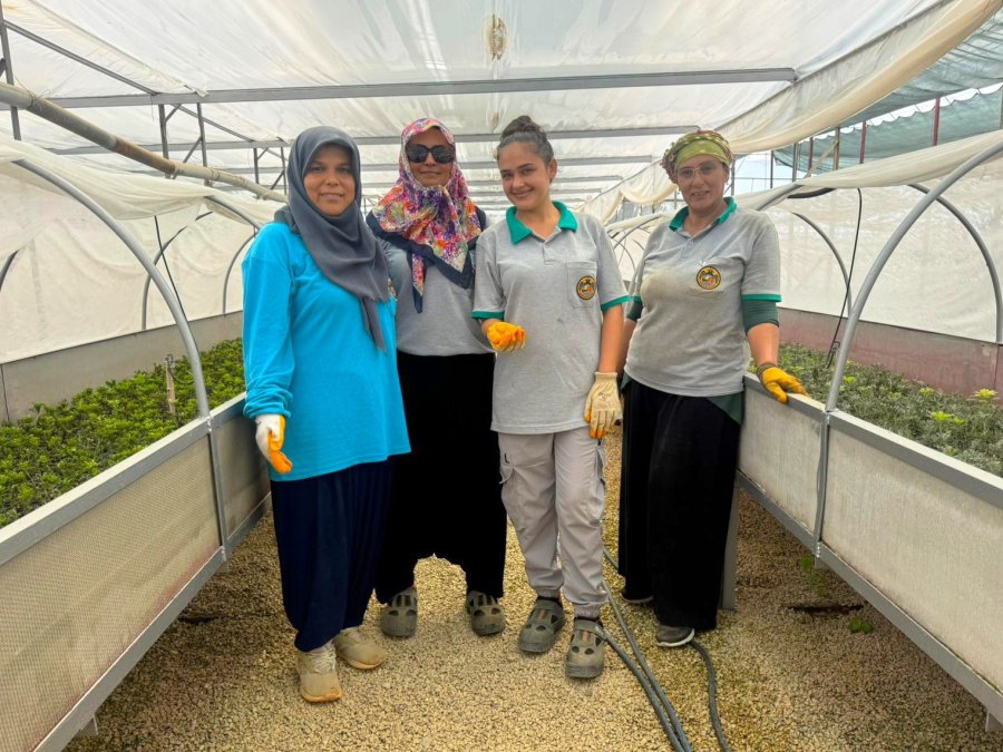 Alanya Belediyesi’nde Kadınlar Sahada