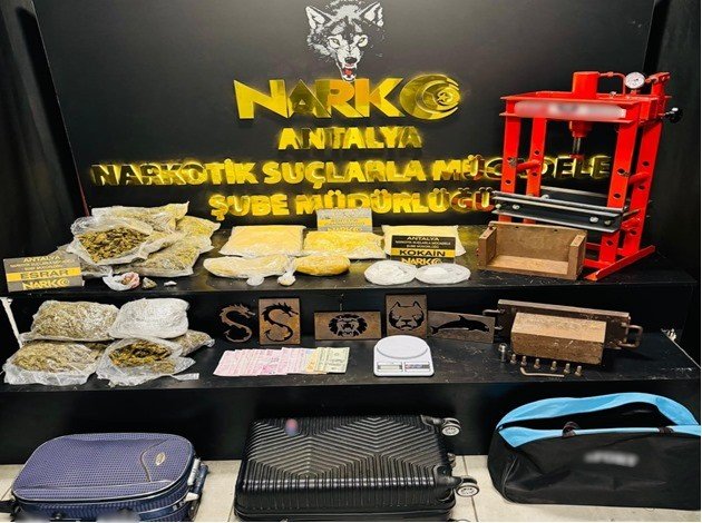 Antalya’da Zehir Tacirlerine Büyük Darbe