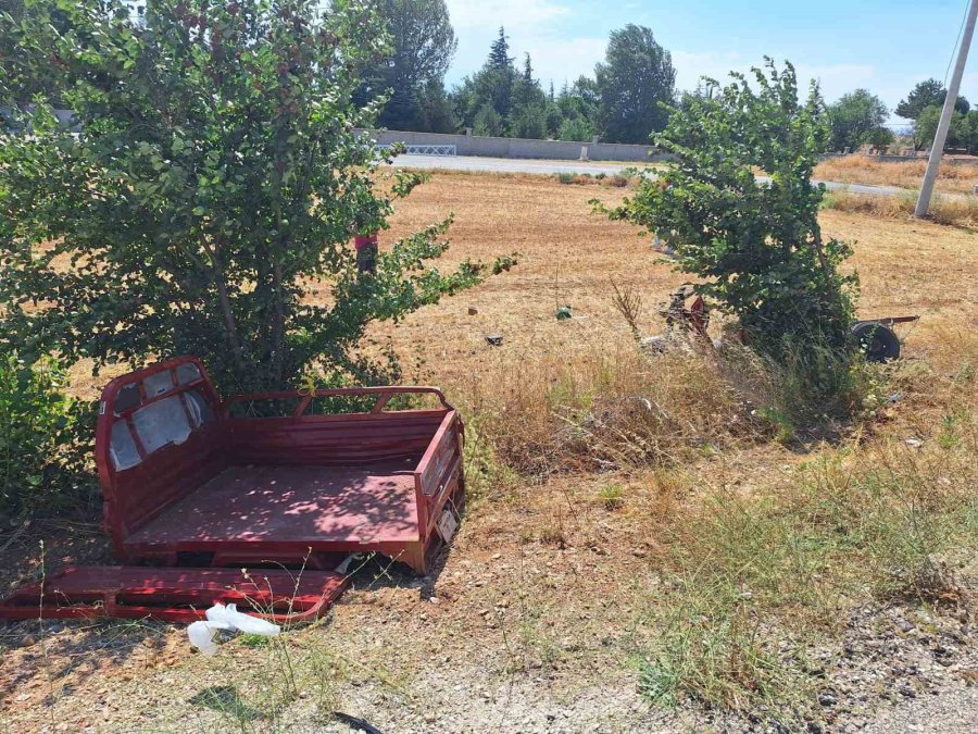 Otomobil İle Üç Tekerlekli Motosiklet Çarpıştı: 1 Yaralı