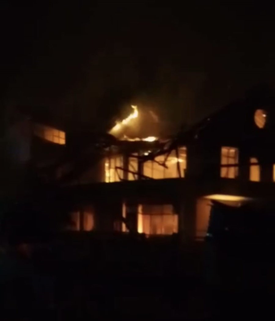 Mersin’de Yayla Evinde Korkutan Yangın