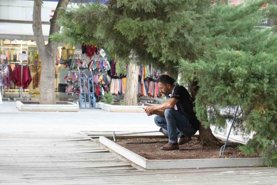 Niğde’de Sıcaklık 38 Dereceyi Aştı