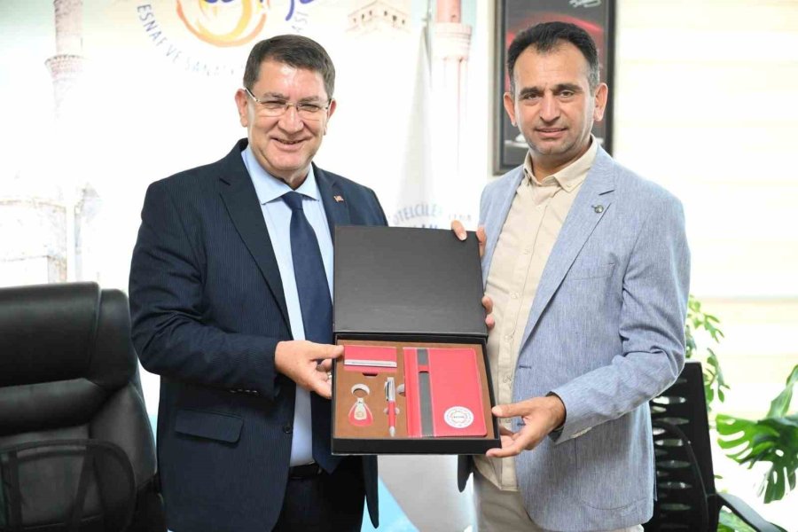 Başkan Adlıhan Dere: "esnafımızın Olduğu Her Yerdeyiz"